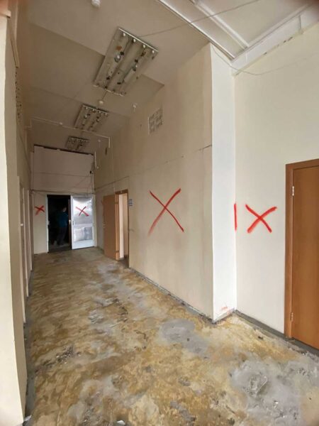 Демонтаж стен и перегородок